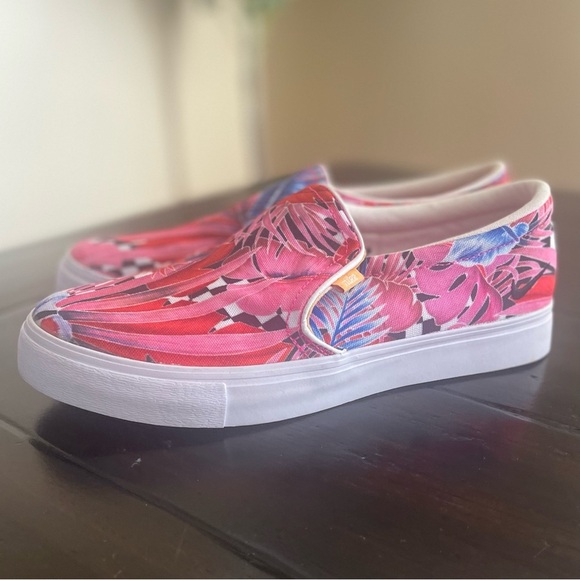 NIKE Women’s Court Royale AC Slip On “Laser Fuchsia” - Picture 9 of 14